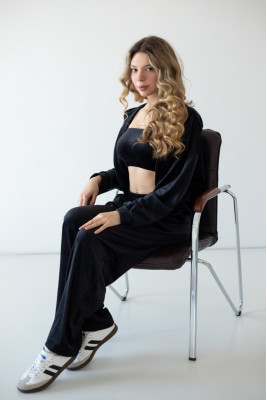 Костюм жіночий